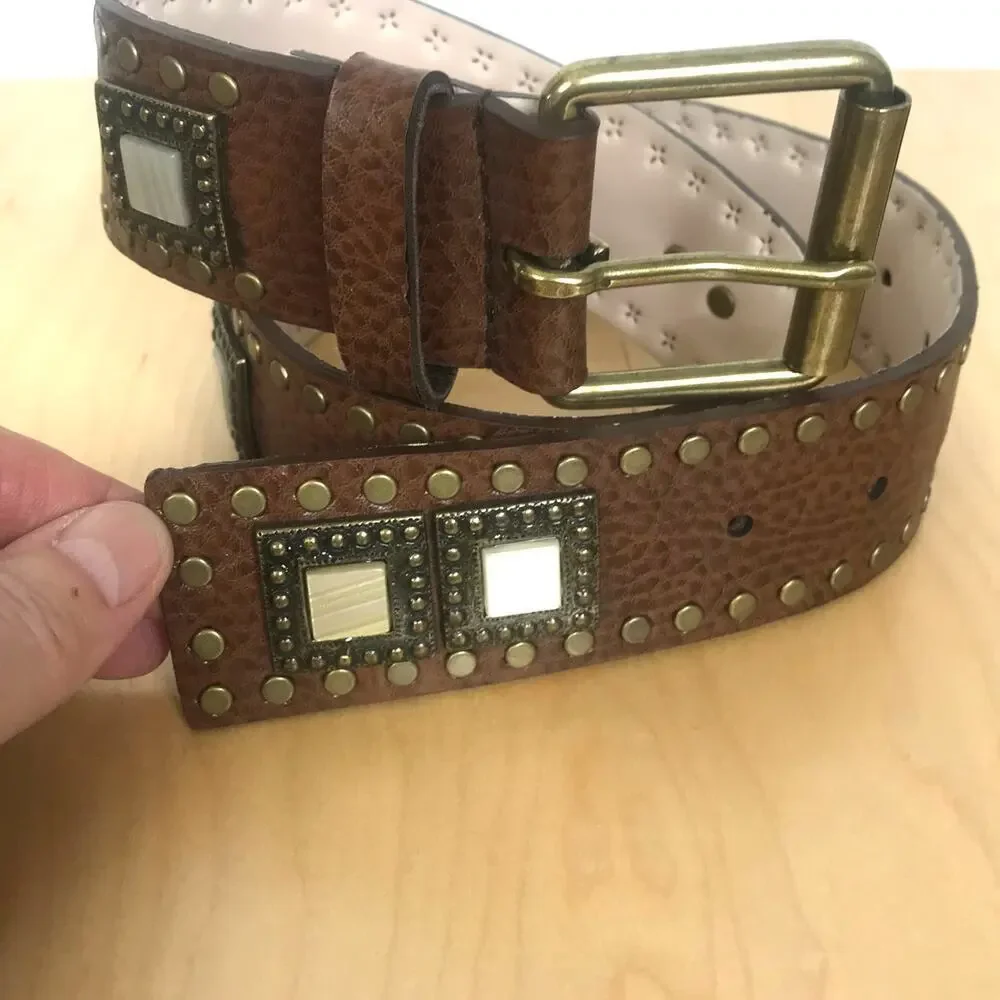 Unknown Leather Belt SZ S Studded with‎ Metal and Stone Detailing